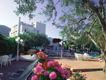 Hotel Parco San Marco - mese di Aprile - Struttura esterna offerte